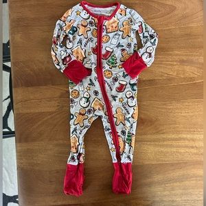 LITTLE SLEEPIES Holiday Treats Zippy 3-6 months